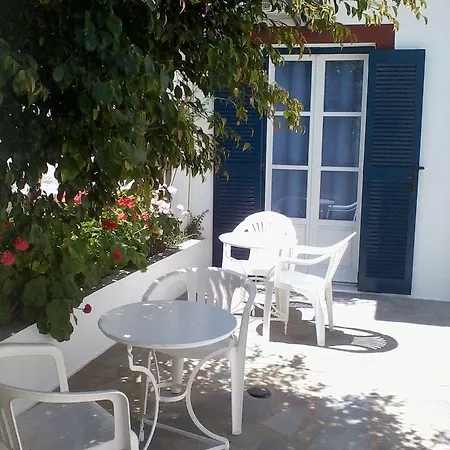 Rena * Parikia (Paros)