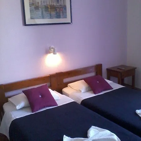 Rena Guest house Parikia (Paros)